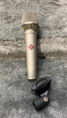 Neumann - KMS 105